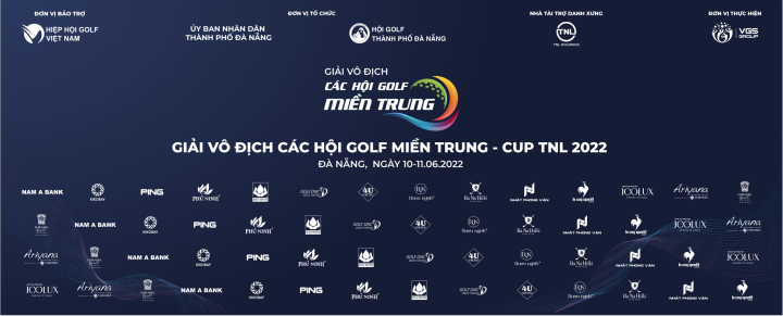Trao huy chương cho 3 đội mạnh nhất tại Giải Vô địch các Hội Golf Khu vực Miền Trung