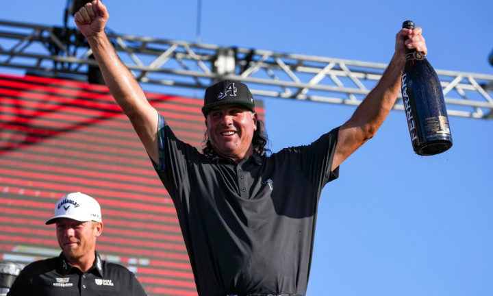 Pat Perez giành số tiền thưởng hơn 8 triệu USD trong mùa giải đầu tiên tại LIV Golf