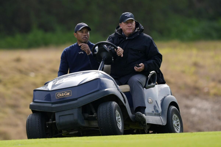 Tiger Woods rút khỏi Genesis Invitational vì lý do sức khoẻ