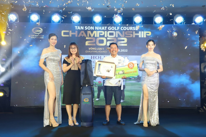 Golfer Nguyễn Công Tum ghi HIO đầu tiên tại giải “Tan Son Nhat golf Course Championship 2022"
