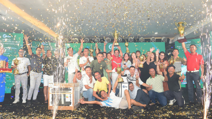 Golfer Dương Quốc Tuynh vô địch giải golf "Tranh cup CafeLand mở rộng kỷ niệm 12 năm thành lập".