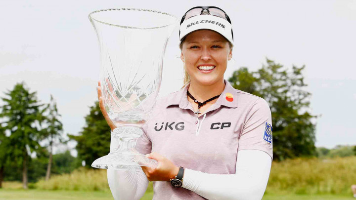 Ghi eagle hố playoff đầu tiên, Brooke Henderson giành danh hiệu LPGA Tour thứ 11