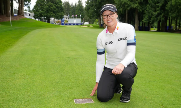 Brooke Henderson trở lại Women's PGA Championship sau 8 năm đăng quang